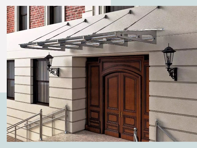 Металлические козырьки от 610 руб. в Нижнеудинске